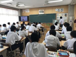 選挙出前トーク　行われる