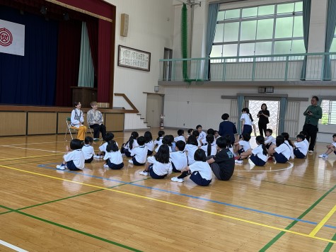 常磐東小児童Ｑａｉｊｆｆと交流　