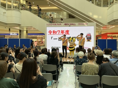 ジェイテクトＳＴＩＮＧＳ愛知の選手　一日消防署長に