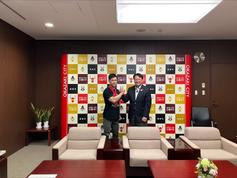 オールジャパンアームレスリング選手権大会優勝選手　市長に報告
