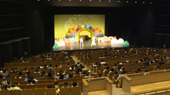 ワンワンとあそぼうショー　行われる