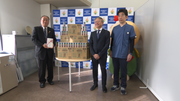 岡崎市民病院　野菜ジュース寄付