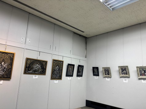 倪 瑞良「切り絵・ミュシャの世界展」開催中