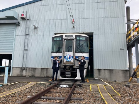 愛知環状鉄道線で岡崎市制１１０周年記念ロゴ車両運行開始